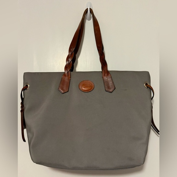 Dooney & Bourke Handbags - Dooney & Bourke Nylon Shopper Tote Bag